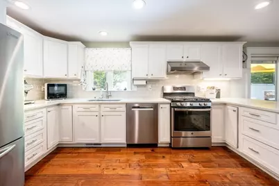 80 Holder Ln, Barnstable, MA 02668 - Photo 10