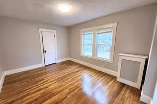 98 Irving St, Waltham, MA 02451 - Photo 8