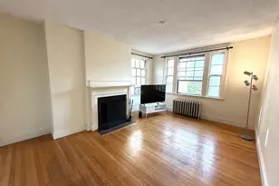 31 Concord Ave, Cambridge, MA 02138 - Photo 2