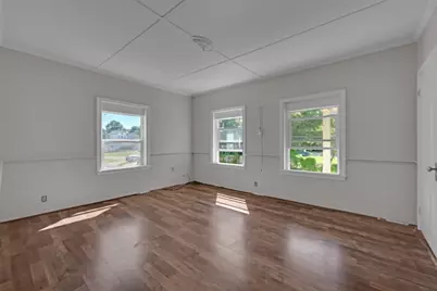 47 Morris St, Southbridge, MA 01550 - Photo 12
