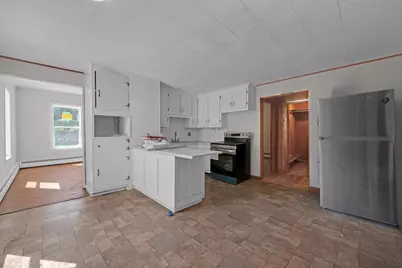 47 Morris St, Southbridge, MA 01550 - Photo 2
