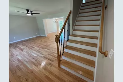 147 Parkerview St., Springfield, MA 01119 - Photo 10