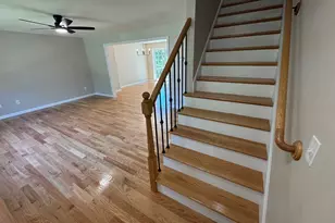 147 Parkerview St, Springfield, MA 01119 - Photo 10