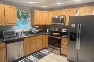 17 Foster St, Brockton, NH 03201 - Photo 2