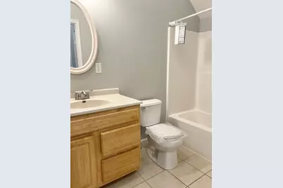 17 Foster St #15, Brockton, NH 03201 - Photo 6