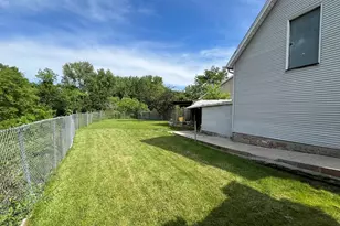 9 Indian Leap, Springfield, MA 01151 - Photo 4