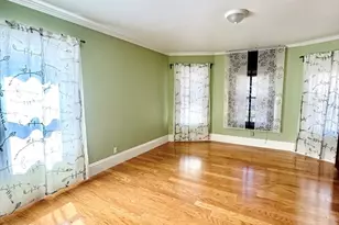 123 Beach St, Quincy, MA 02170 - Photo 8
