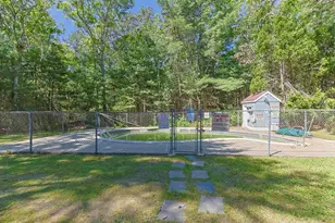 70 Cape Dr, Mashpee, MA 02649 - Photo 16