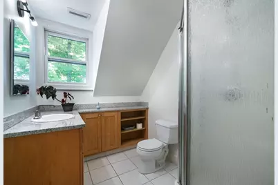 114 S Main St, Northampton, MA 01062 - Photo 32