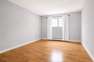 2400 Skyline Dr, Lowell, MA 01854 - Photo 8