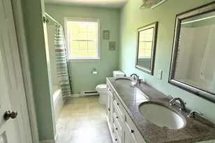 1026 Worcester Rd, New Braintree, MA 01531 - Photo 14
