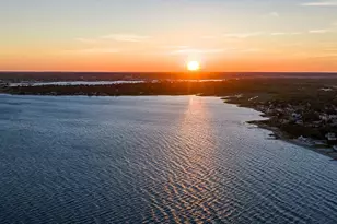 3 Rockland St, Fairhaven, MA 02719 - Photo 8