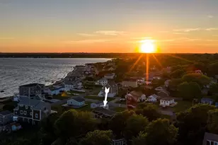 3 Rockland St, Fairhaven, MA 02719 - Photo 4