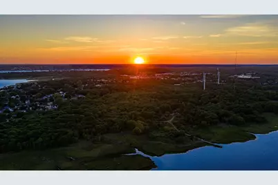 3 Rockland St, Fairhaven, MA 02719 - Photo 6