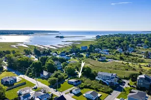 3 Rockland St, Fairhaven, MA 02719 - Photo 2