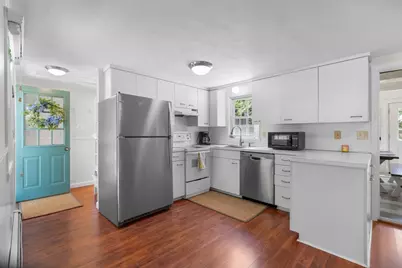 157 Wading Place Rd, Mashpee, MA 02649 - Photo 8