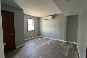 1017 Pine St, Fall River, MA 02723 - Photo 14