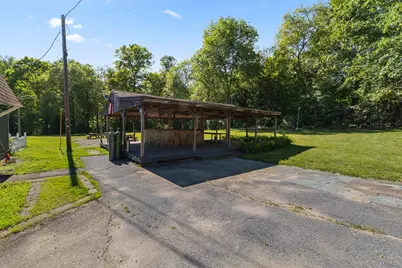 31 E Brookfield Rd, North Brookfield, MA 01535 - Photo 36