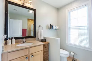 655 E 2nd St, Boston, MA 02127 - Photo 8