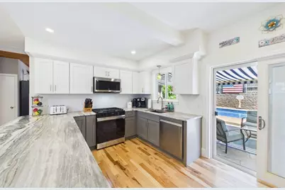 87 Stowe St, Fall River, MA 02720 - Photo 10