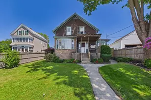 87 Stowe St, Fall River, MA 02720 - Photo 1