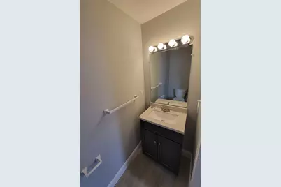 944 Warren Ave #2 F, Brockton, MA 02301 - Photo 8