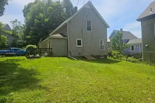 9 Spring St, Montague, MA 01376 - Photo 2