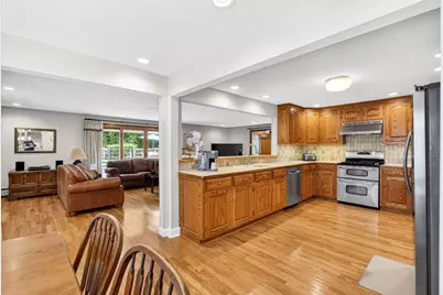 15 Jefferson Rd, Westford, MA 01886 - Photo 10