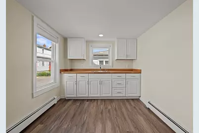 15 Shepherd St, Gloucester, MA 01930 - Photo 4