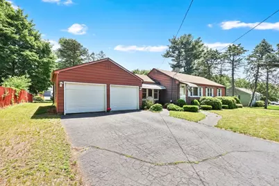 39 Northway Drive, Springfield, MA 01119 - Photo 2