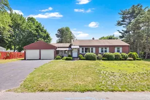 39 Northway Dr, Springfield, MA 01119 - Photo 1