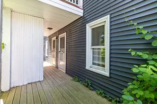 191 W 6th St, Lowell, MA 01850 - Photo 26