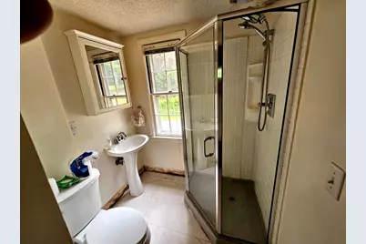 27 Lee Street, East Longmeadow, MA 01028 - Photo 12