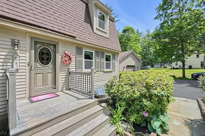 82 Wheeler St, Pepperell, MA 01463 - Photo 6