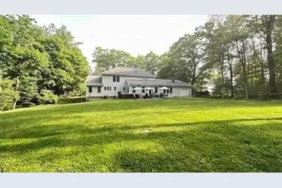 172 Arah St, Manchester, NH 03104 - Photo 38