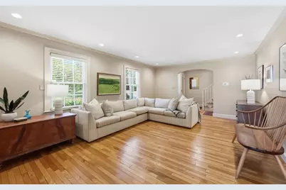77 Pleasantview Avenue, Longmeadow, MA 01106 - Photo 2