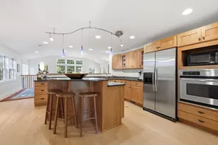 77 Pleasantview Ave, Longmeadow, MA 01106 - Photo 12