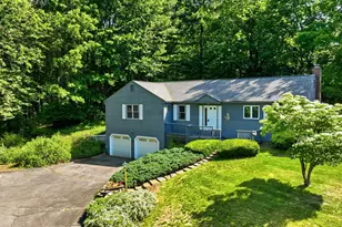 4 Ladyslipper Ln, Hadley, MA 01035 - Photo 2