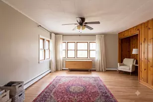 27 High St, Sturbridge, MA 01518 - Photo 2