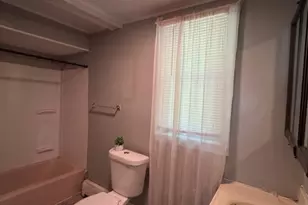 27 High St, Sturbridge, MA 01518 - Photo 6