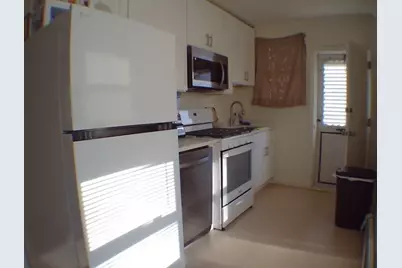 6 Coffin Avenue Ct, New Bedford, MA 02746 - Photo 8