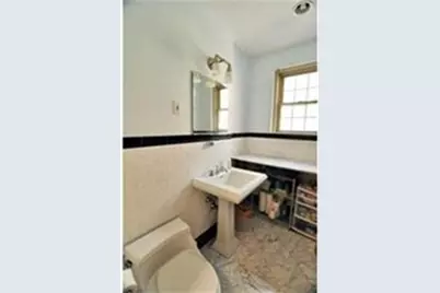 1498 Beacon St #4, Brookline, MA 02446 - Photo 6