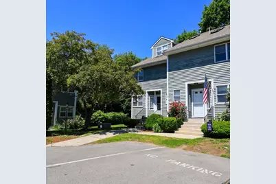34 Farmland Rd #A, Lowell, MA 01850 - Photo 2