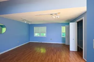 34 Farmland Rd, Lowell, MA 01850 - Photo 26