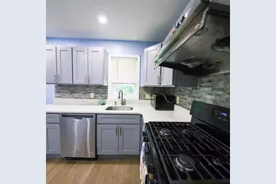 34 Farmland Rd #A, Lowell, MA 01850 - Photo 16