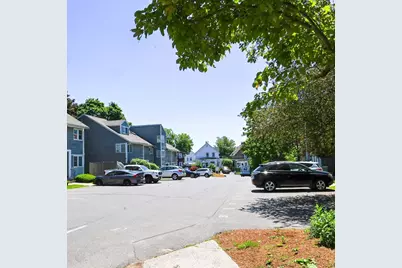 34 Farmland Rd #A, Lowell, MA 01850 - Photo 6