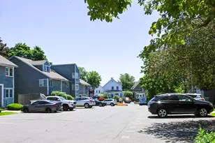 34 Farmland Rd, Lowell, MA 01850 - Photo 6