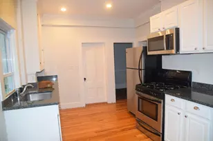31 Prospect St, Marblehead, MA 01945 - Photo 12