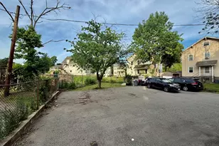 9 Miller Stile Rd, Quincy, MA 02169 - Photo 6