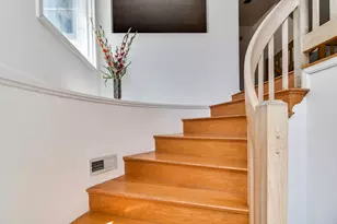 325 Captain Eames Cir, Ashland, MA 01721 - Photo 12